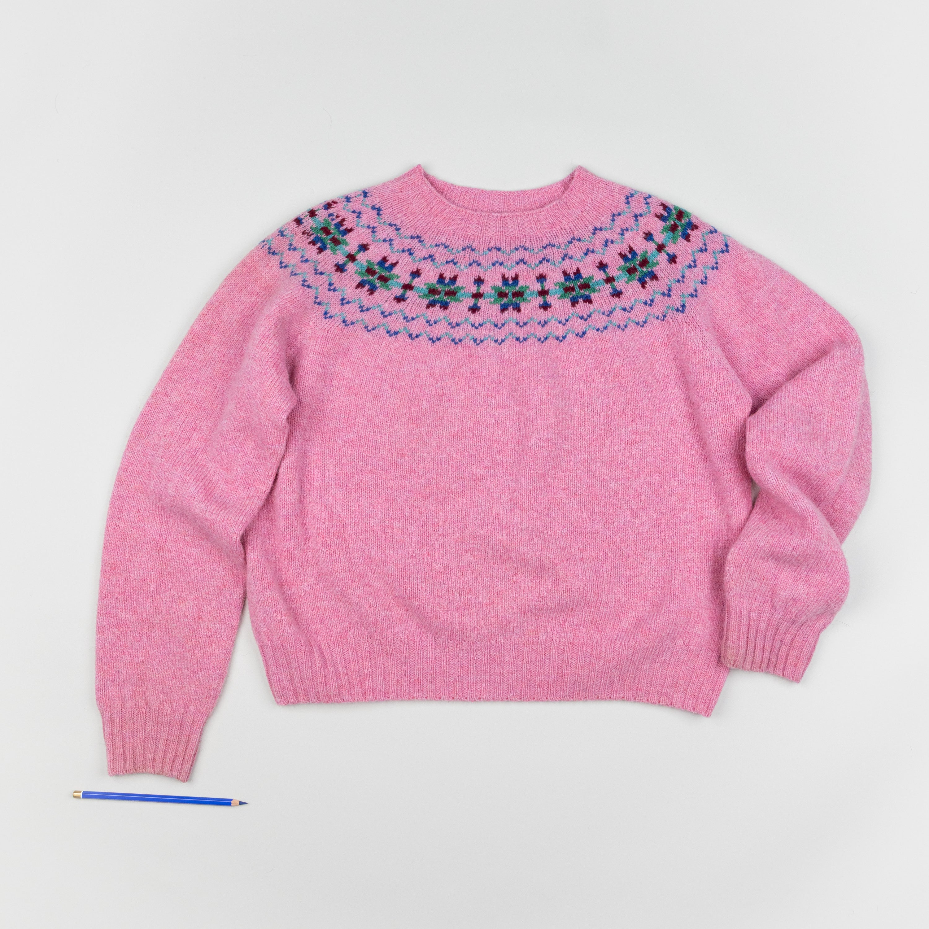 Women’s Cropped Fairisle Yoke Jumper. Pink