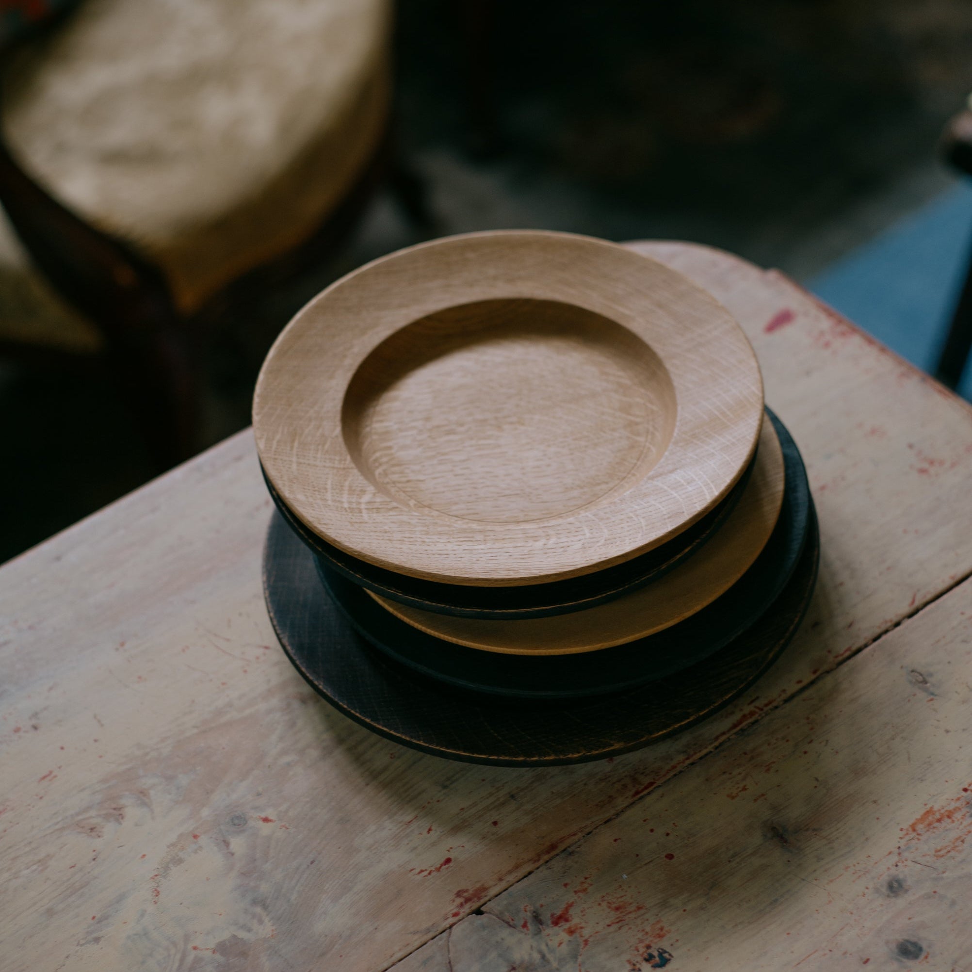 Cecil Beaton Oak Plates by David White